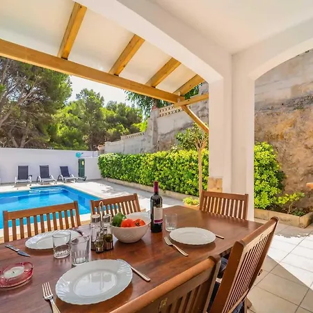 Mariposa Villa